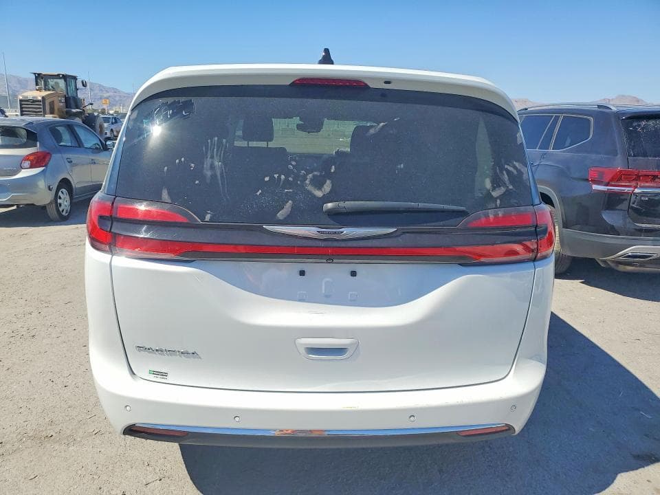 2024 CHRYSLER PACIFICA TOURING L 6
