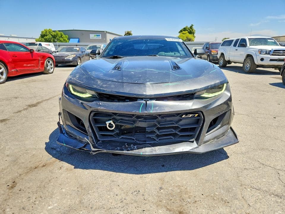 2018 CHEVROLET CAMARO SS 5