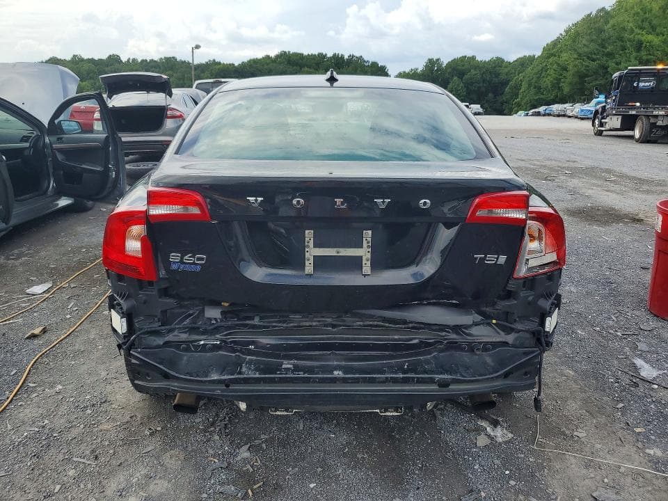 2017 VOLVO S60 T5 6