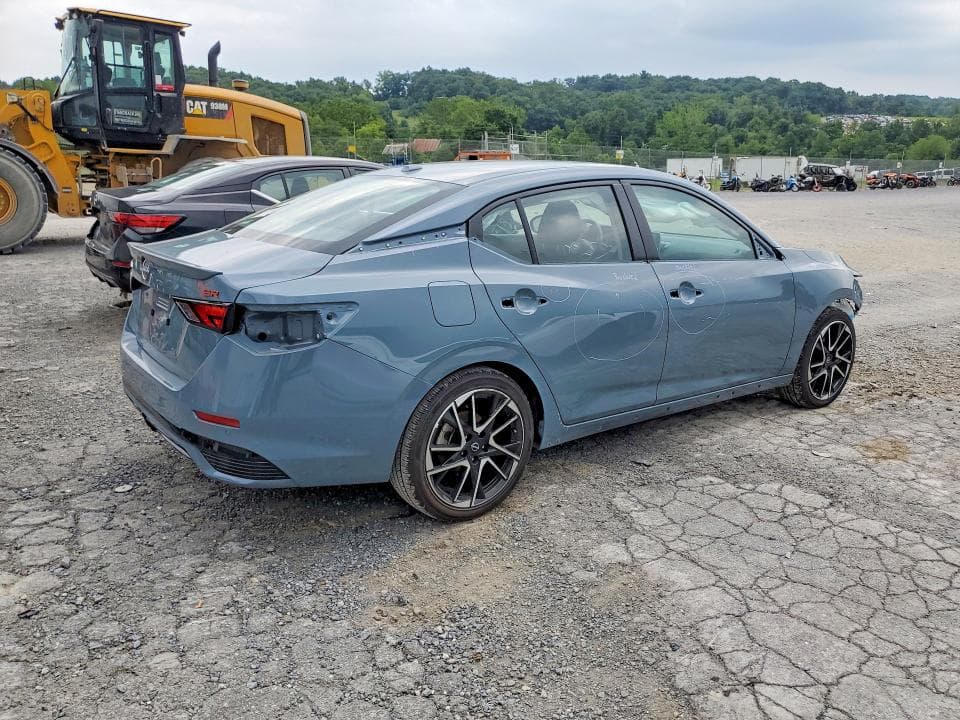2025 NISSAN SENTRA SR 3