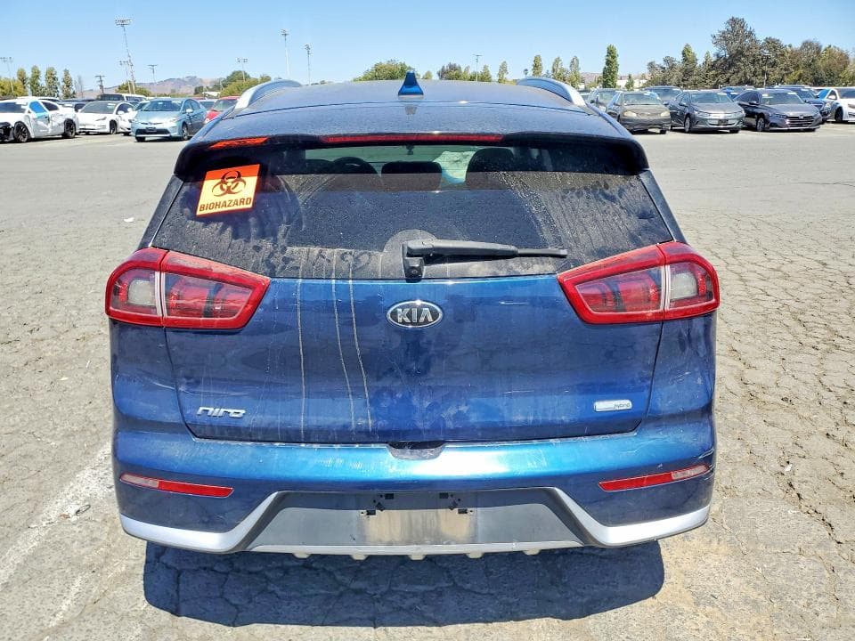 2018 KIA NIRO LX 6