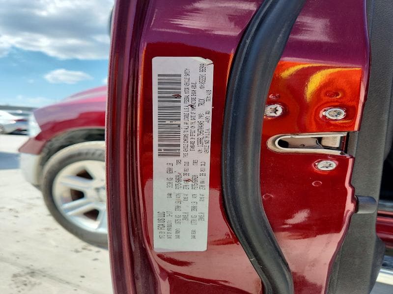 2017 RAM 1500 SLT 12