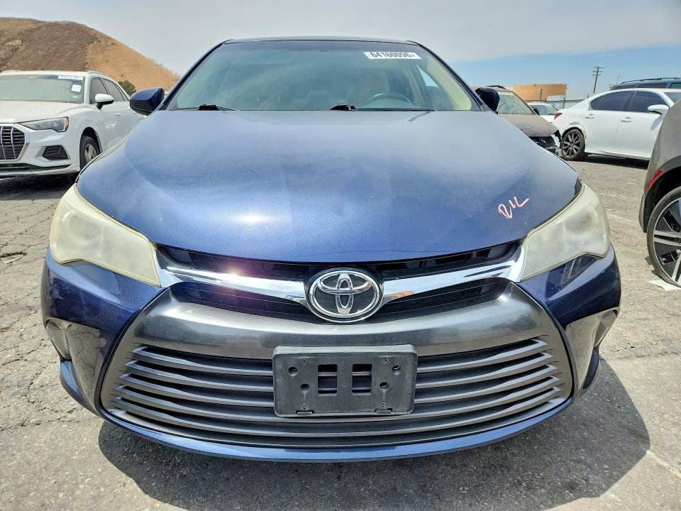 2017 TOYOTA CAMRY LE 5