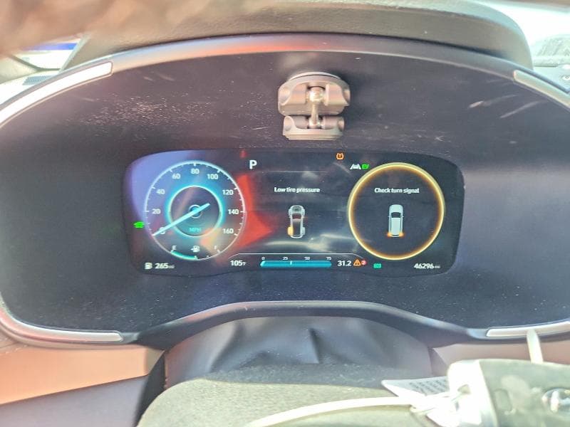 2023 HYUNDAI SANTA FE LIMITED 9