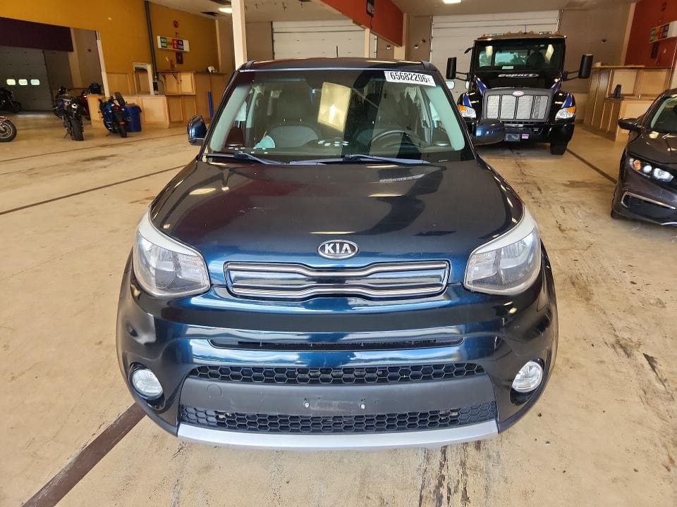 2018 KIA SOUL + 5