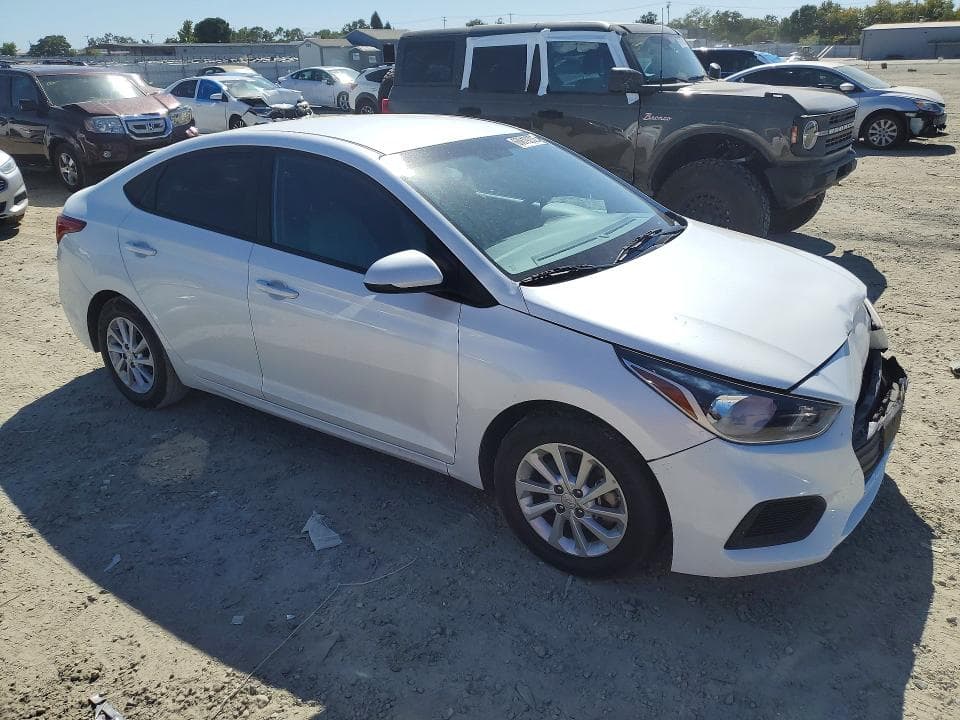 2018 HYUNDAI ACCENT SEL 4