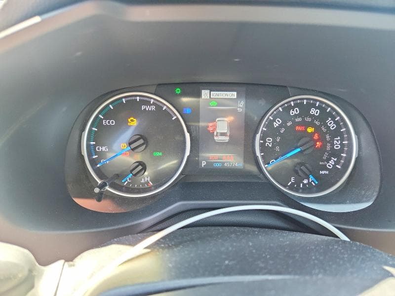 2022 TOYOTA RAV4 SE 9