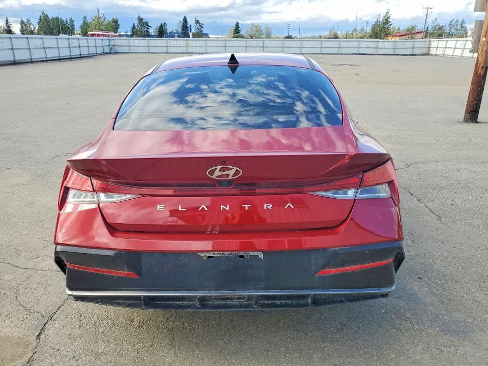 2024 HYUNDAI ELANTRA SEL 6