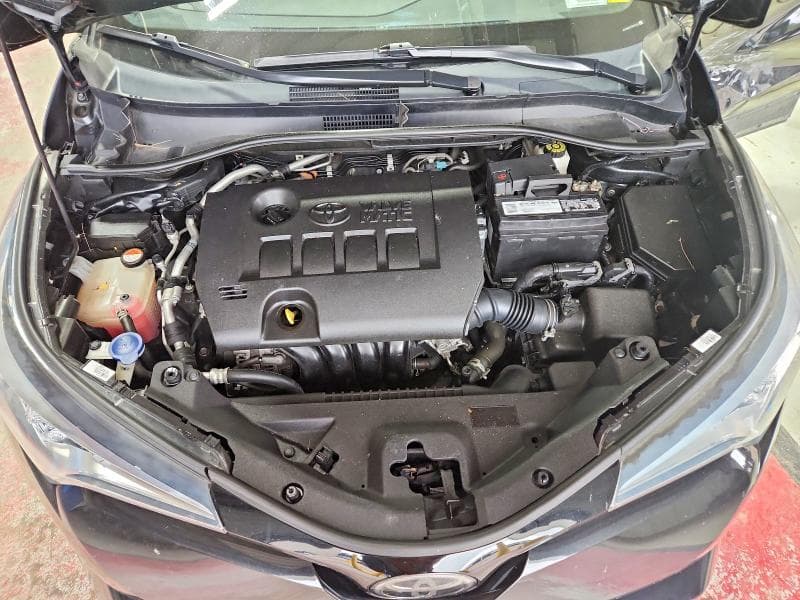 2018 TOYOTA C-HR XLE PREMIUM 12