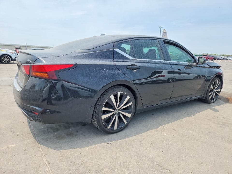 2020 NISSAN ALTIMA SR 3