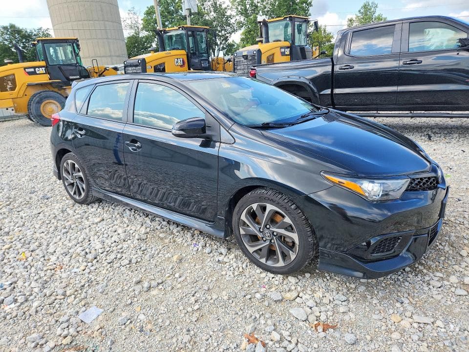 2017 TOYOTA COROLLA IM BASE 4