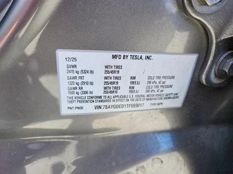 2026 TESLA MODEL Y 12