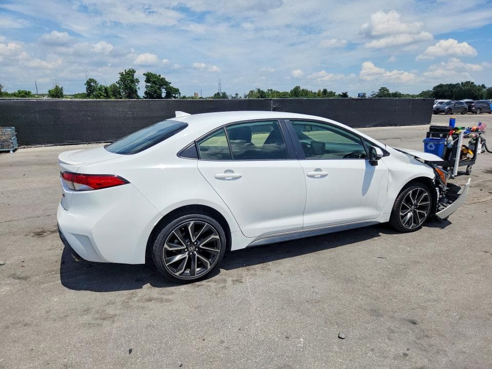 2022 TOYOTA COROLLA SE 3