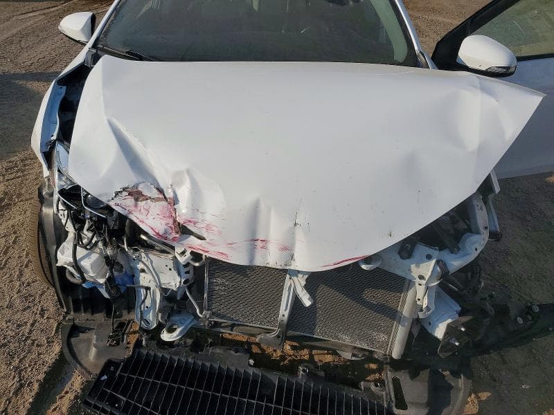 2018 TOYOTA COROLLA SE 11