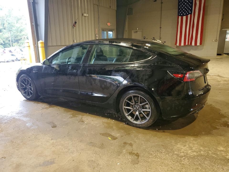 2022 TESLA MODEL 3 2