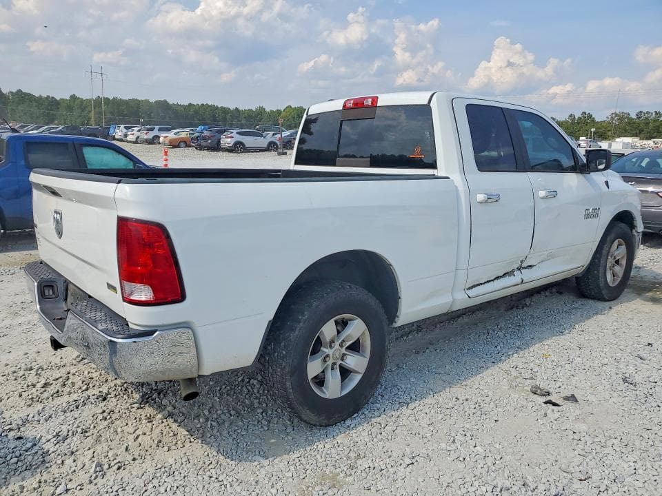 2017 RAM 1500 SLT 3