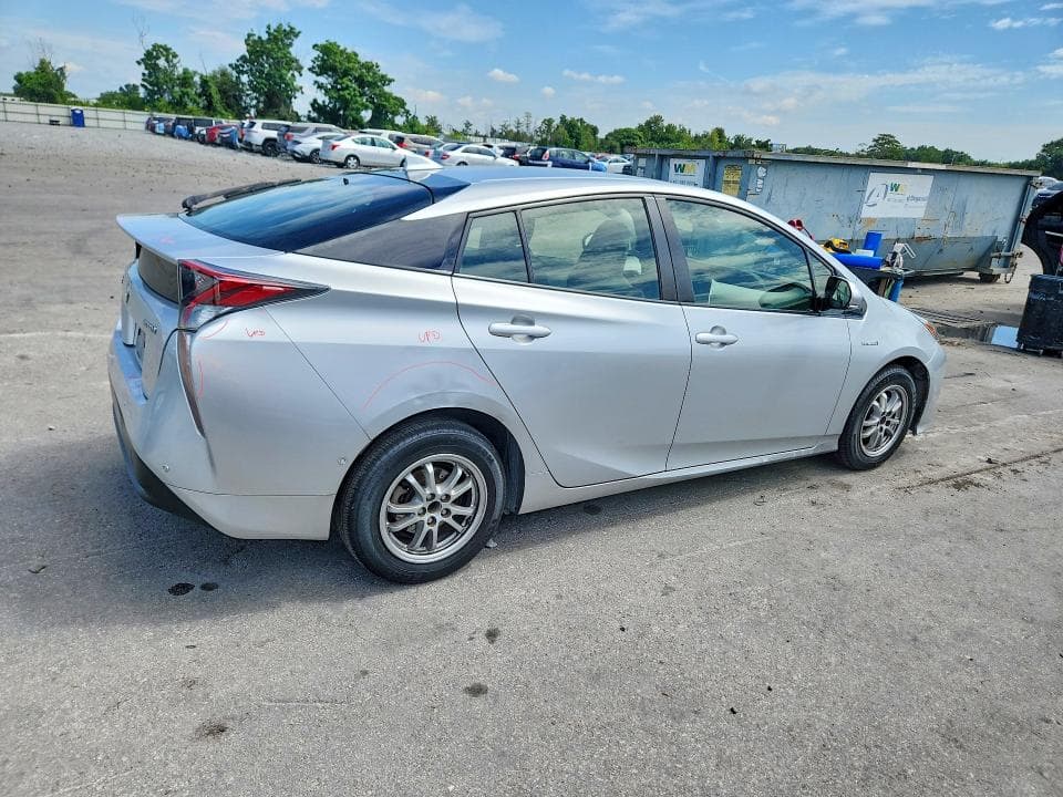 2017 TOYOTA PRIUS TWO 3
