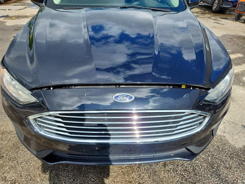 2020 FORD FUSION SE 11