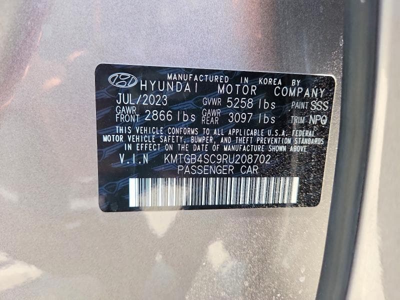 2024 GENESIS G80 2.5T 12