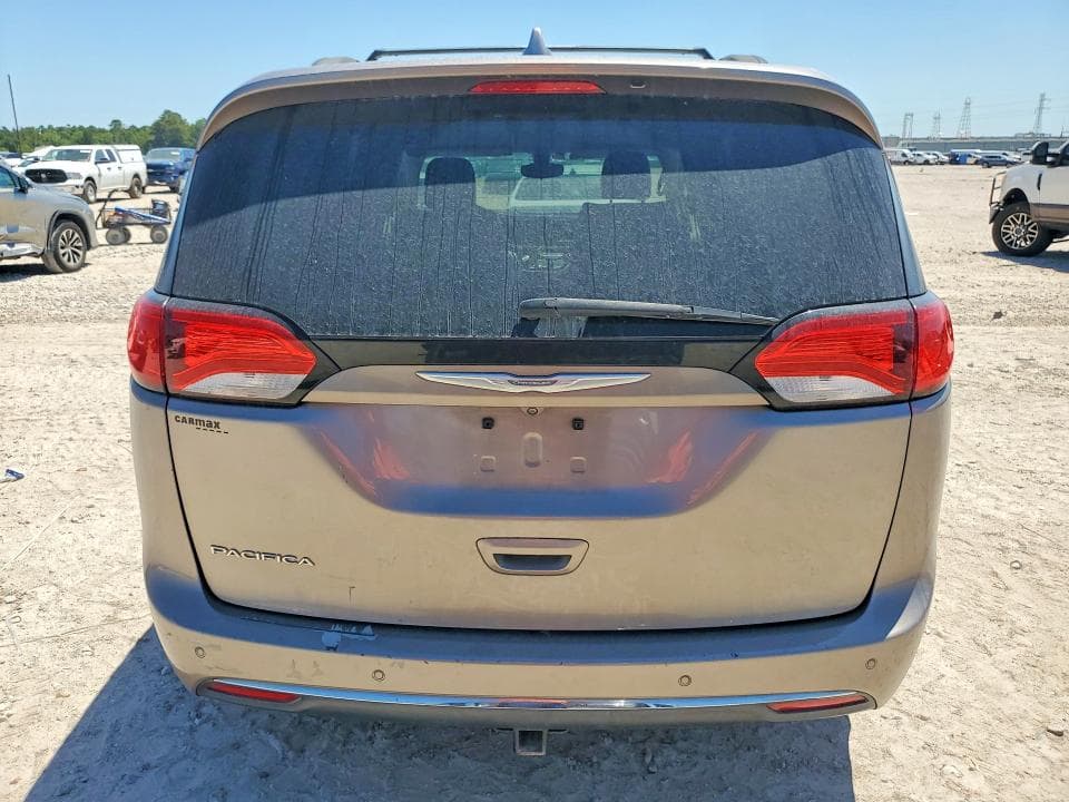 2017 CHRYSLER PACIFICA TOURING L 6