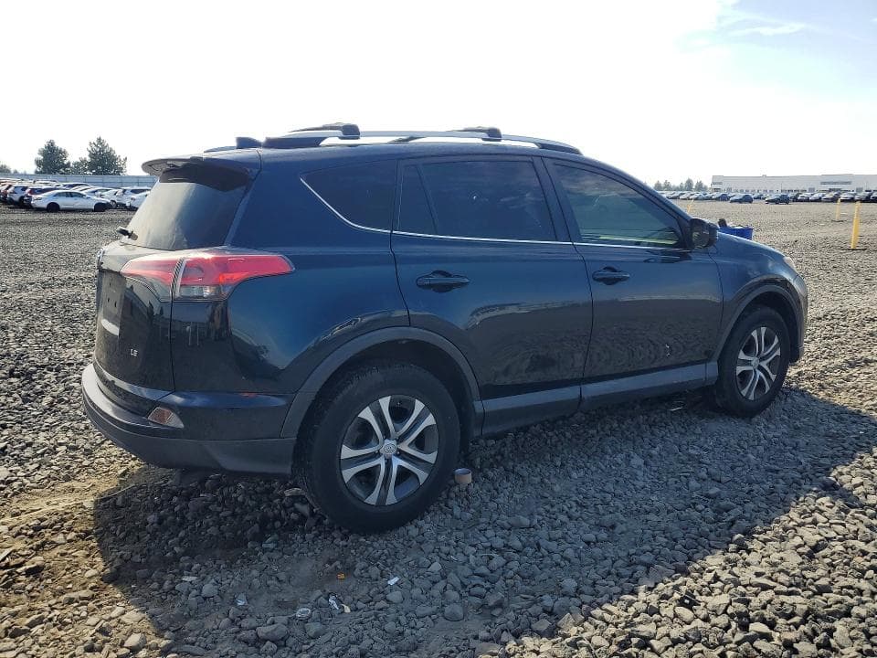 2018 TOYOTA RAV4 LE 3