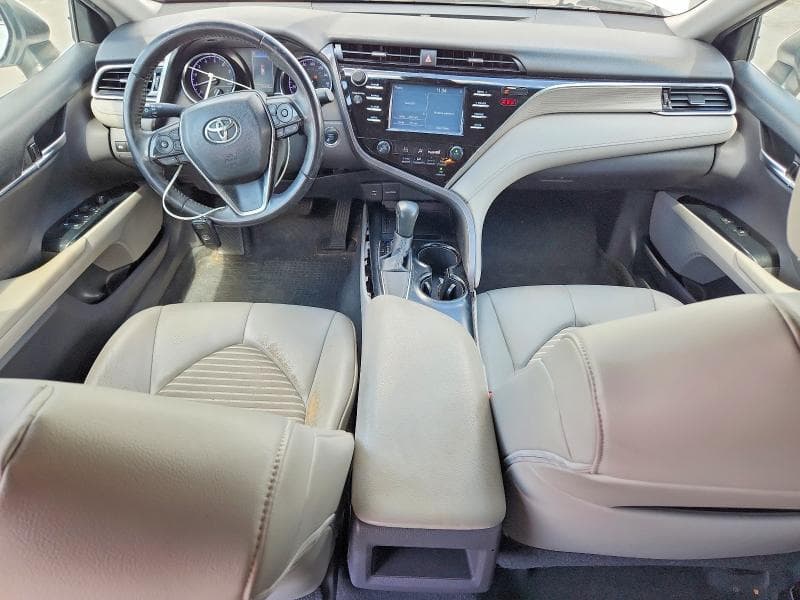 2018 TOYOTA CAMRY SE 8