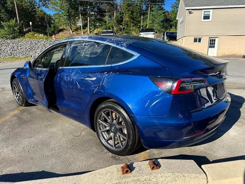 2020 TESLA MODEL 3 2
