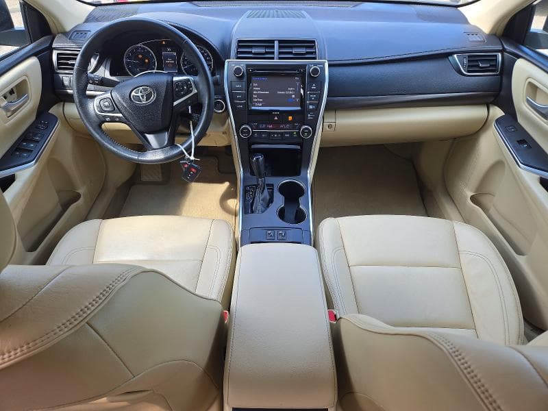 2017 TOYOTA CAMRY LE 8