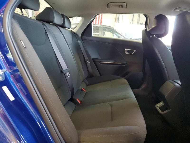 2026 KIA K4 LXS 10