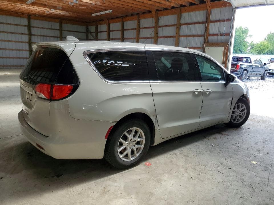 2017 CHRYSLER PACIFICA TOURING 3
