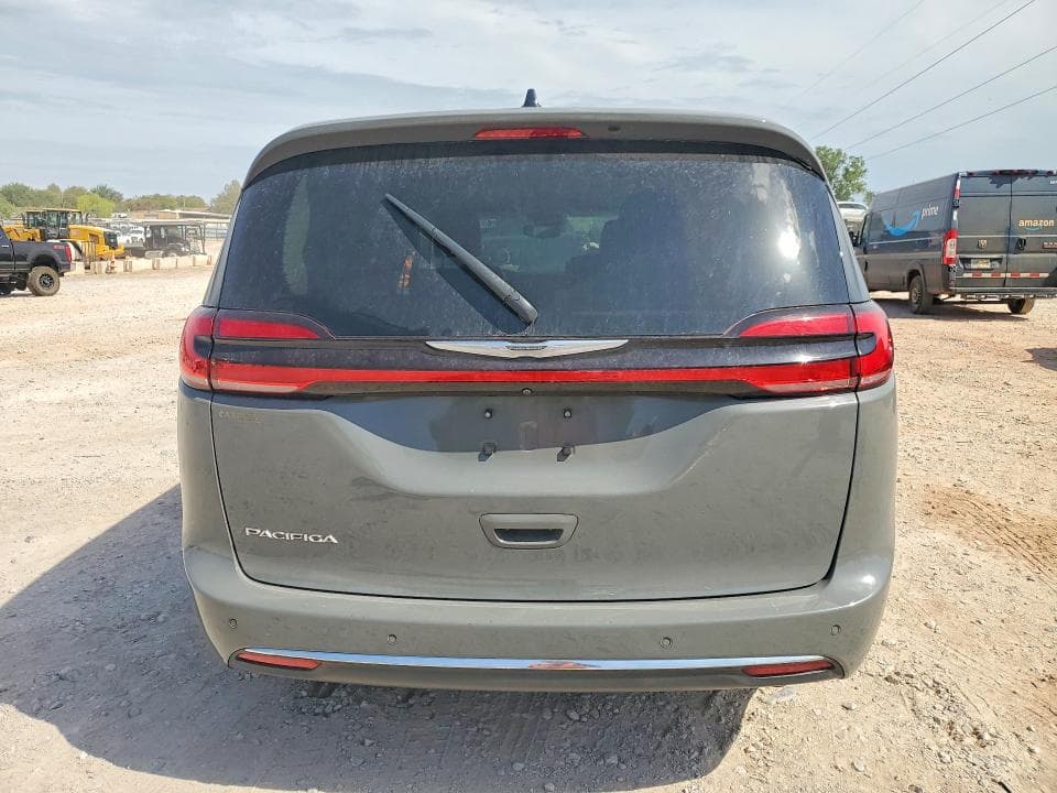 2023 CHRYSLER PACIFICA TOURING L 6