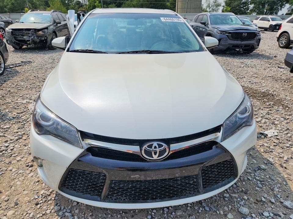 2017 TOYOTA CAMRY SE 5