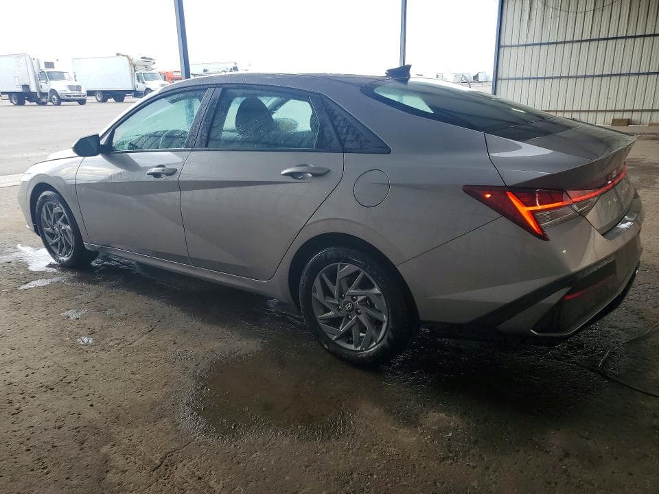 2026 HYUNDAI ELANTRA HYBRID BLUE 2