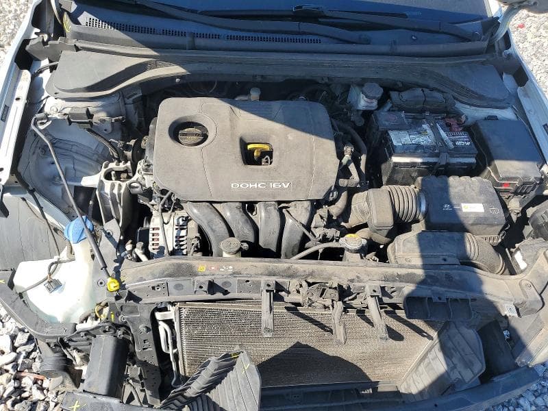 2017 HYUNDAI ELANTRA SE 11