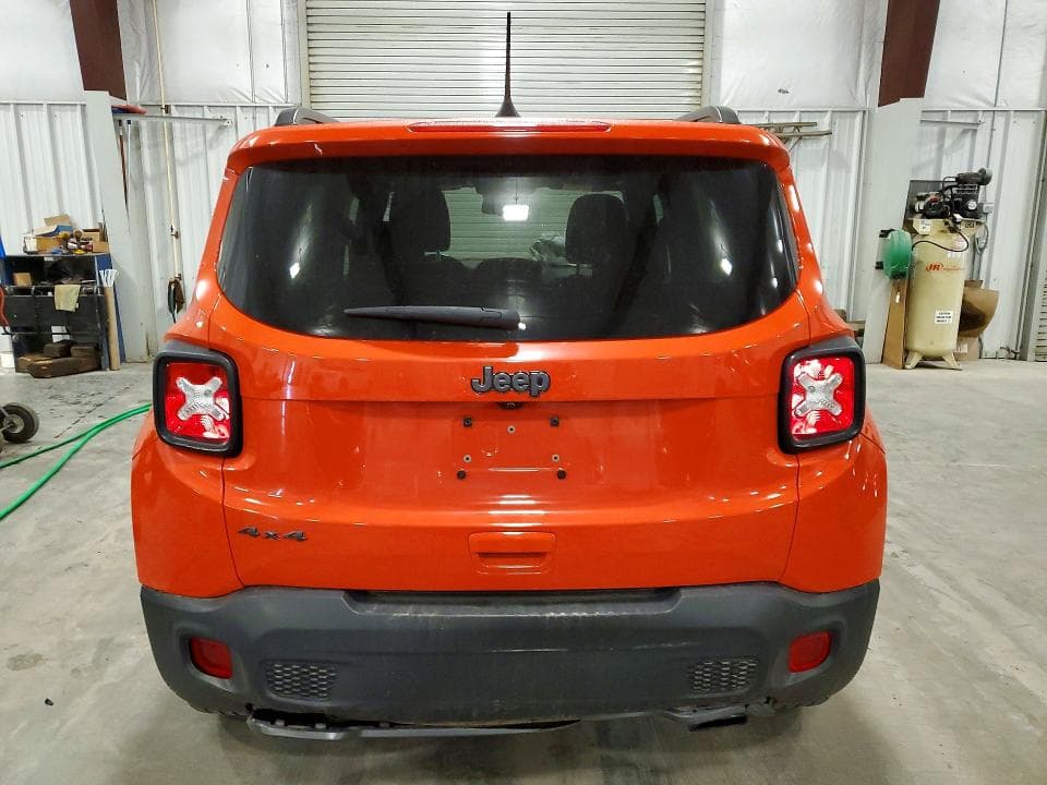 2021 JEEP RENEGADE LATITUDE 6