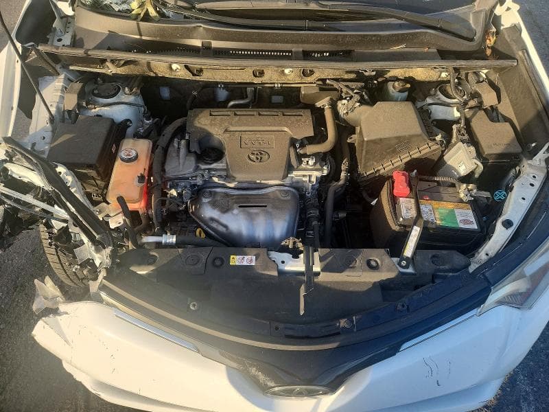 2018 TOYOTA RAV4 LE 12