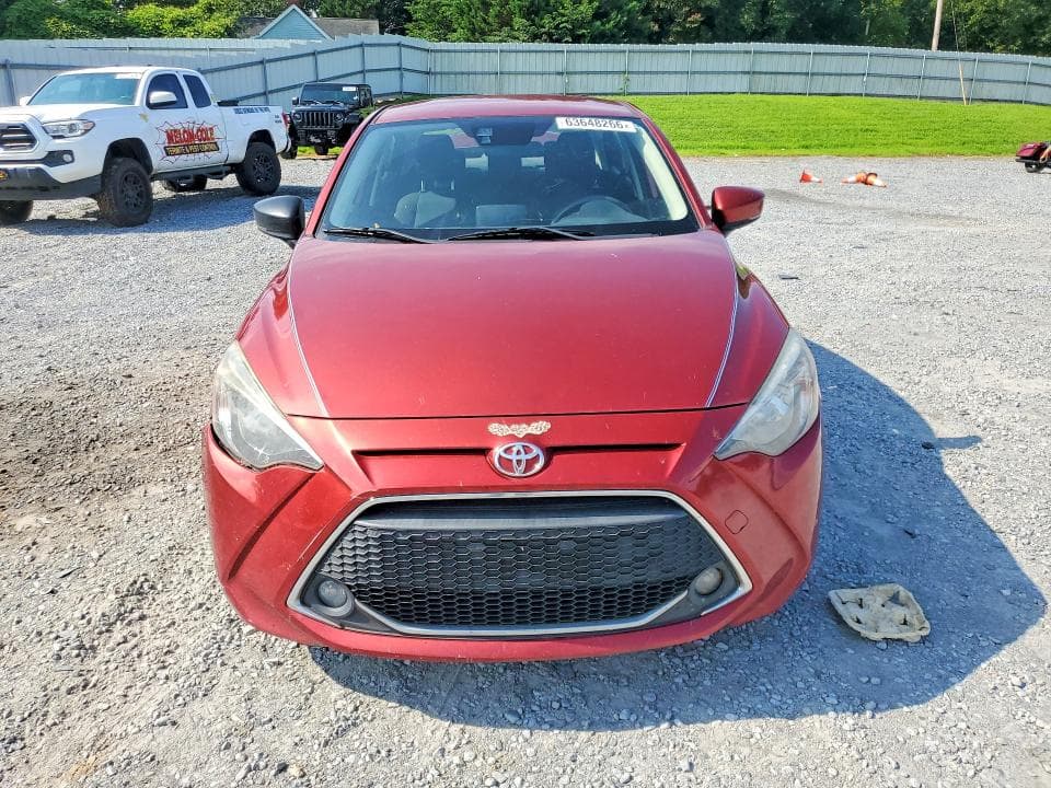 2019 TOYOTA YARIS LE 5