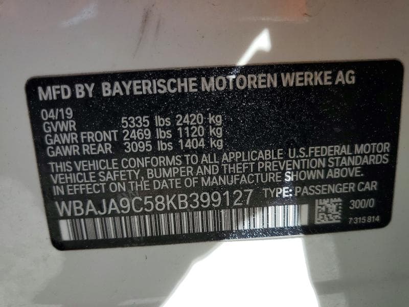 2019 BMW 530E 12