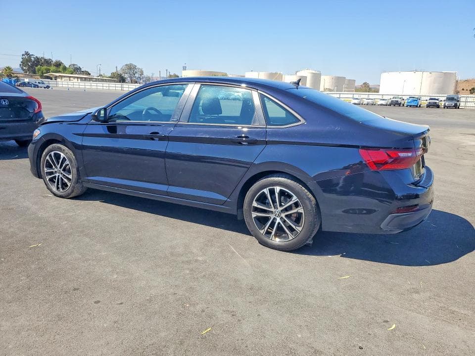 2023 VOLKSWAGEN JETTA SPORT 2