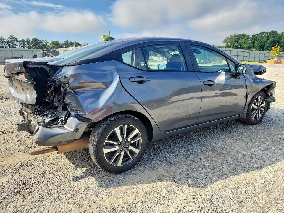 2024 NISSAN VERSA SV 3