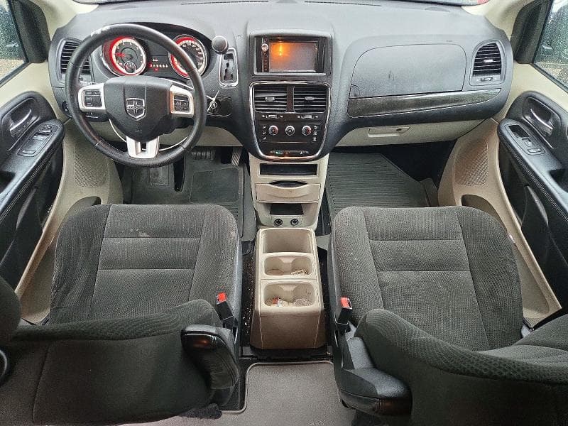 2017 DODGE GRAND CARAVAN SE 8
