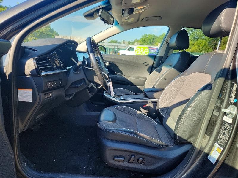 2022 KIA NIRO EV S 7