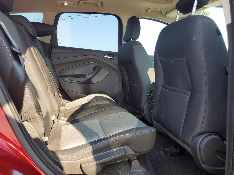 2018 FORD ESCAPE SE 11