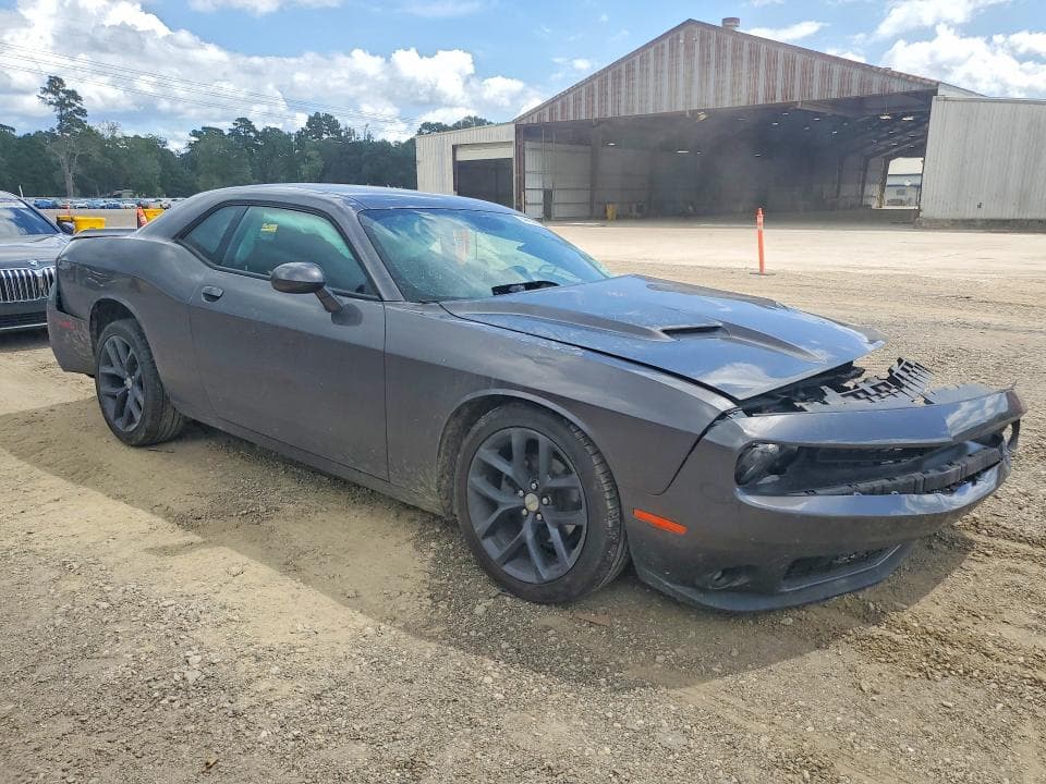 2020 DODGE CHALLENGER SXT 4