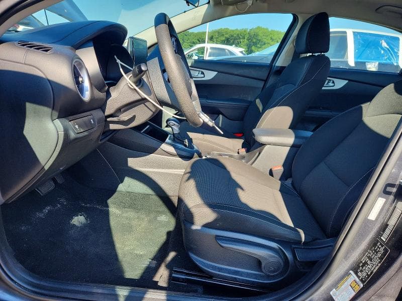 2023 KIA FORTE LXS 7