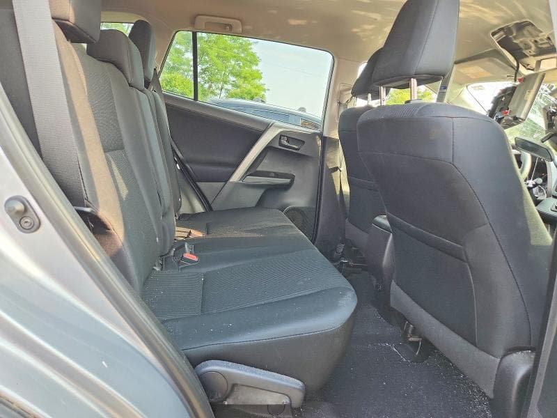 2017 TOYOTA RAV4 LE 11