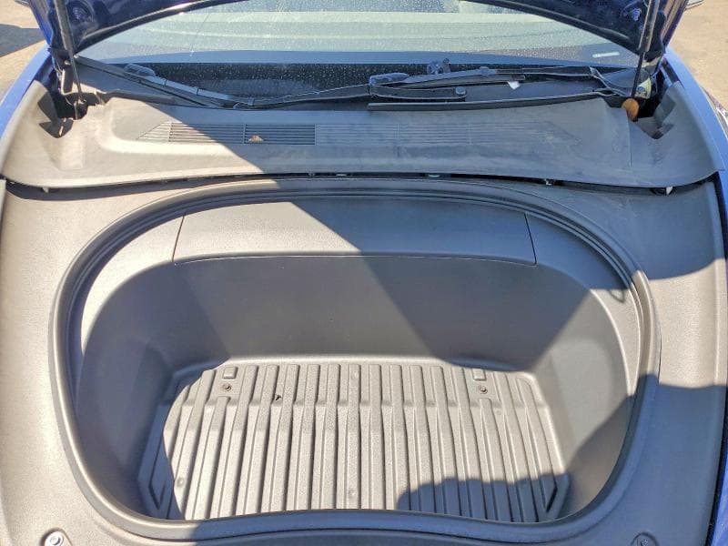2024 TESLA MODEL 3 11