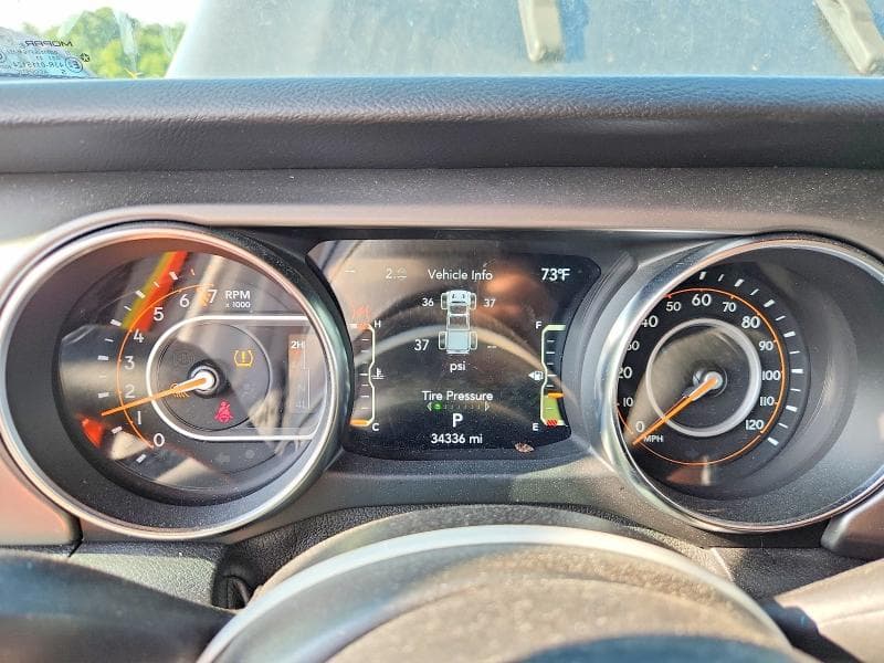 2021 JEEP GLADIATOR SPORT 9