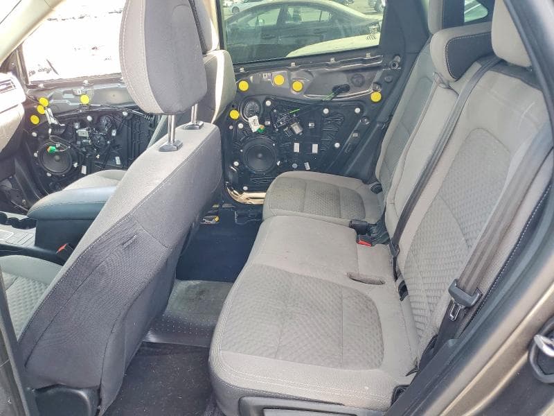 2020 FORD ESCAPE SE 11