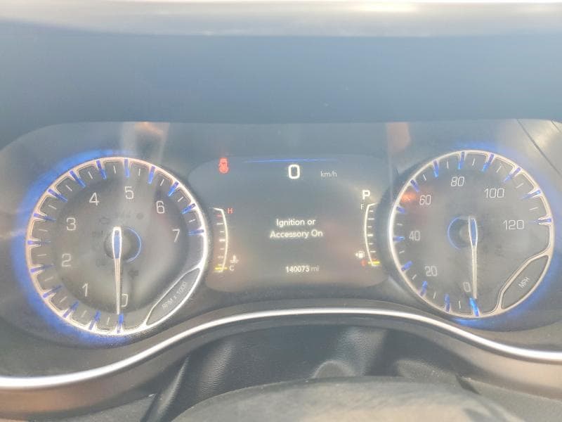 2017 CHRYSLER PACIFICA LIMITED 9
